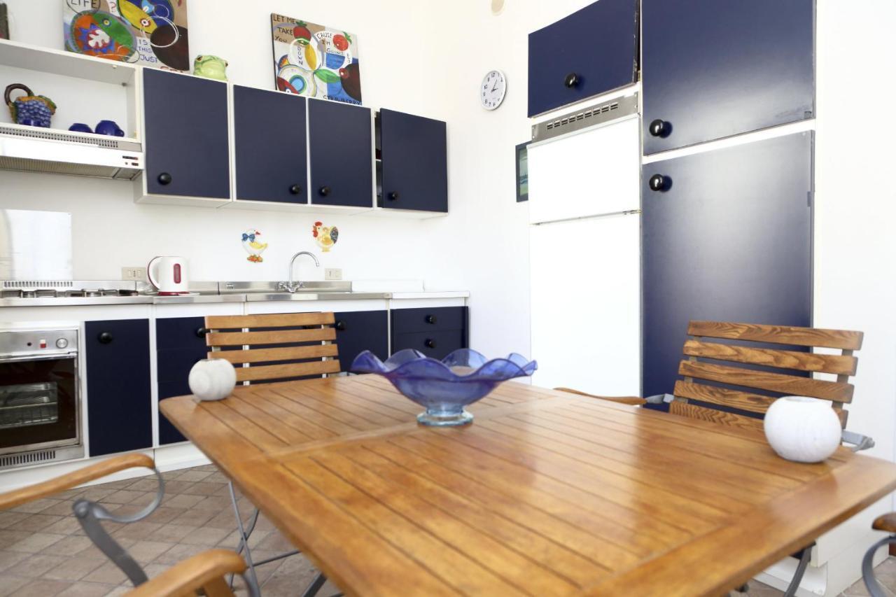 Terrazza Lucilla Apartment Чефалу Екстериор снимка